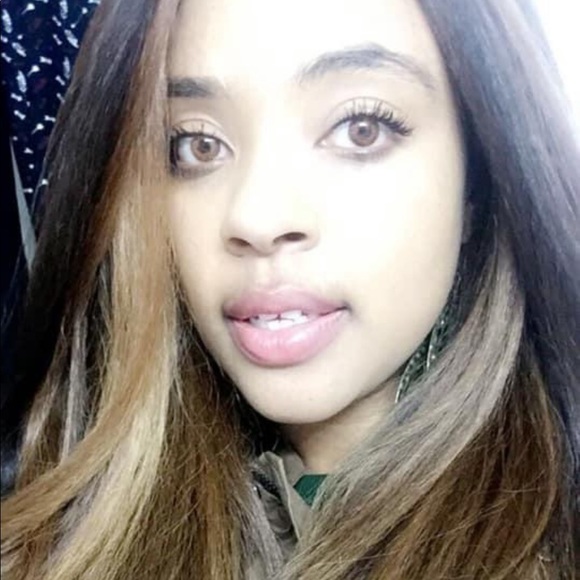 Meet your Posher, Roni v - Picture 7 of 16